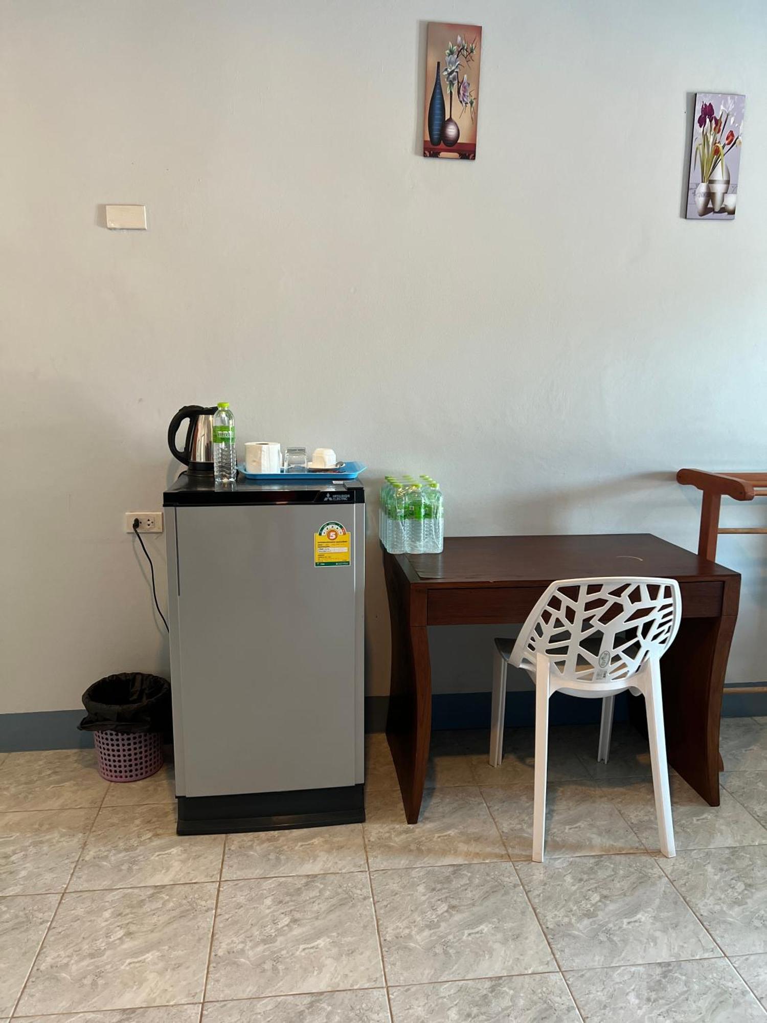 Nare Guest House Ko Lanta Екстериор снимка