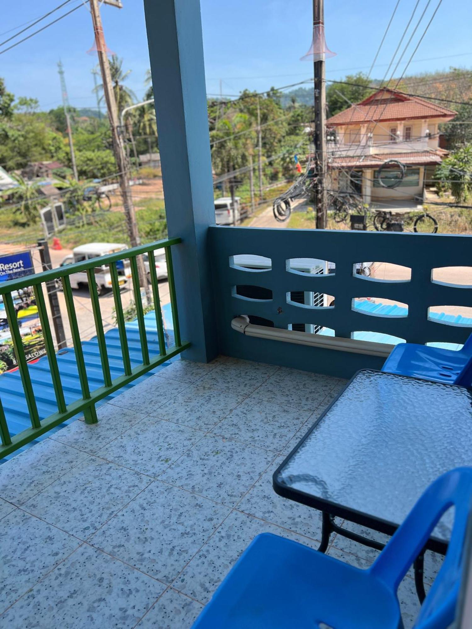 Nare Guest House Ko Lanta Екстериор снимка