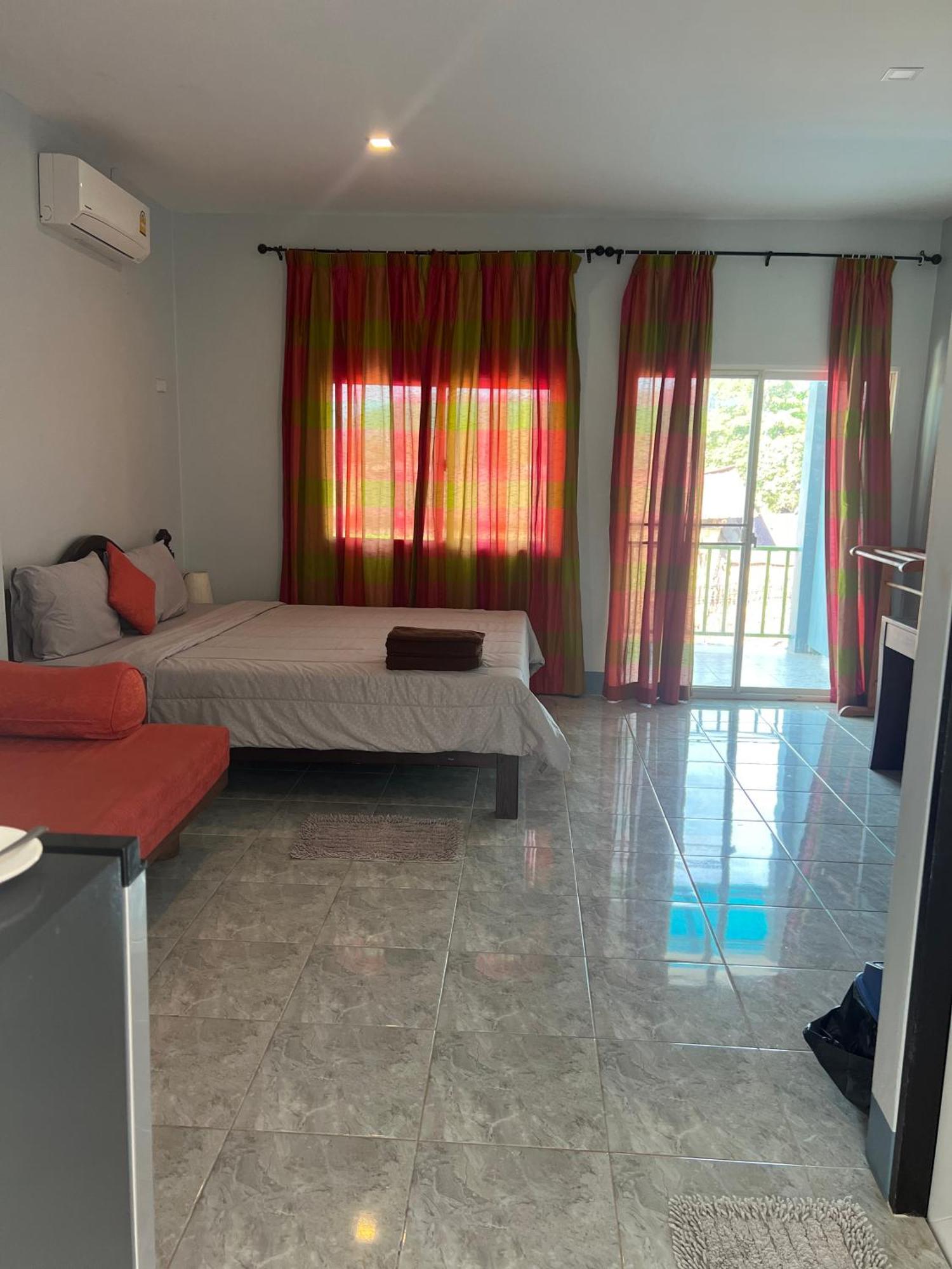 Nare Guest House Ko Lanta Екстериор снимка